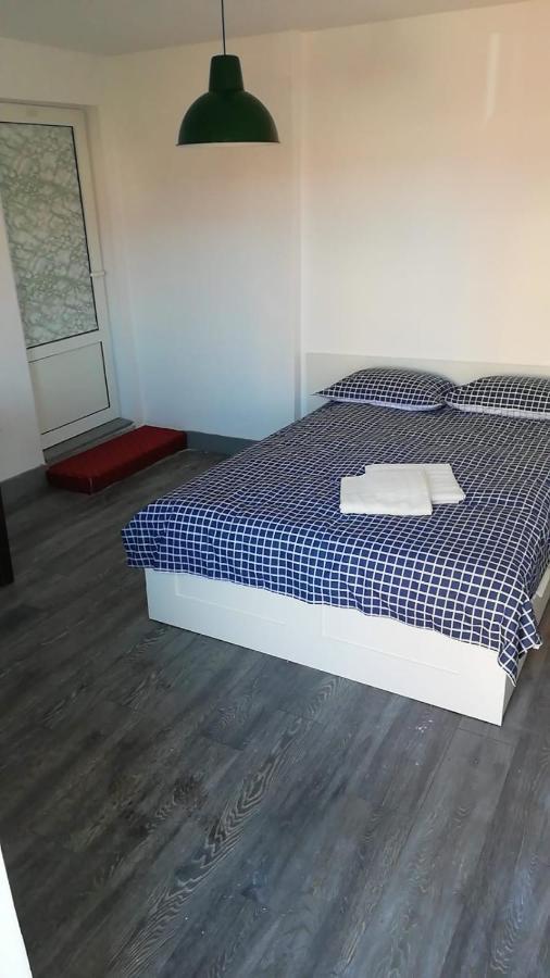Pensiunea Nela Cluj-Napoca Esterno foto